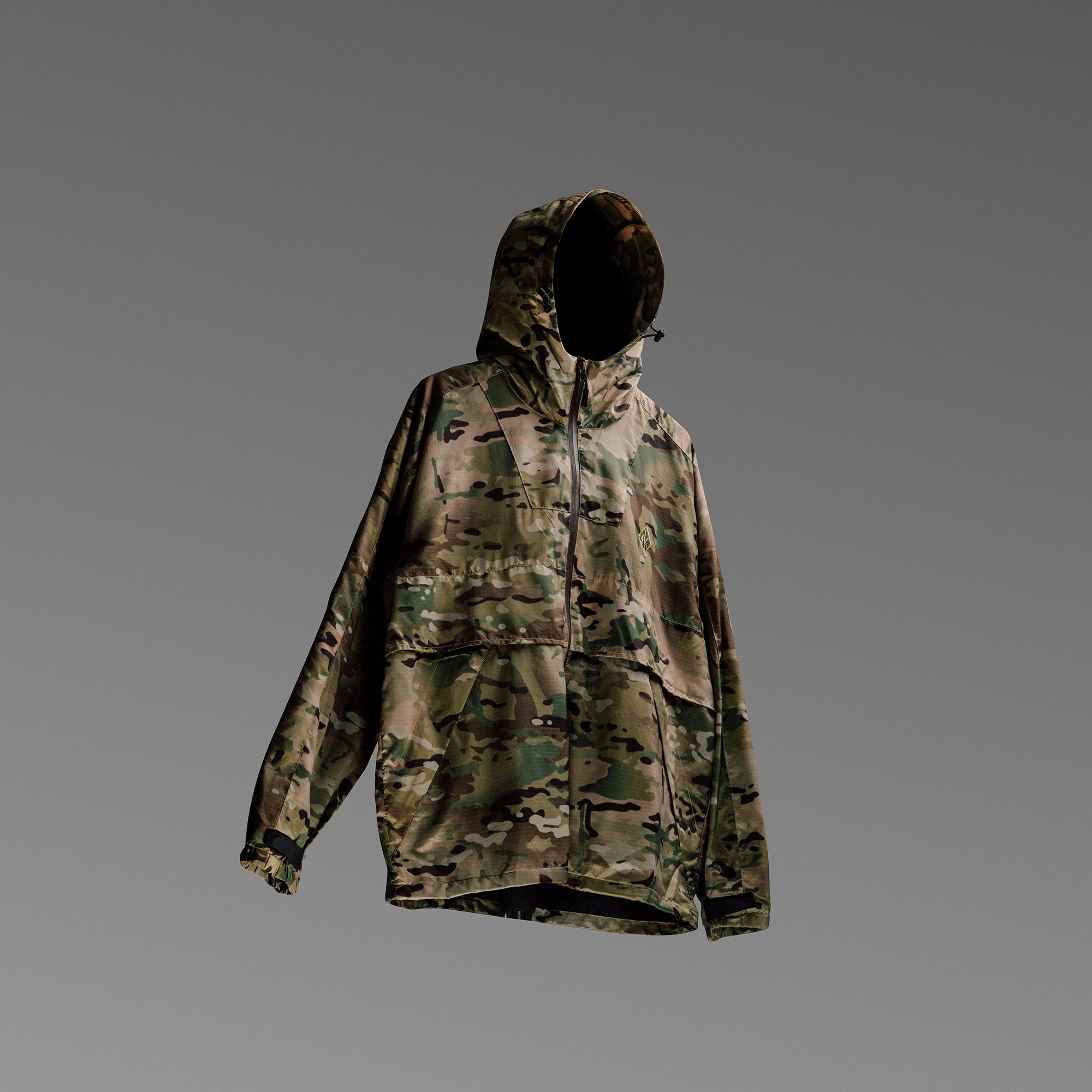 QILO x IRREGULARS Retro Windbreaker in Multicam® Original - QILO